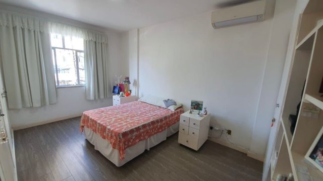 APARTAMENTO 4/4 TENDO 2 SUÍTE NA PITUBA