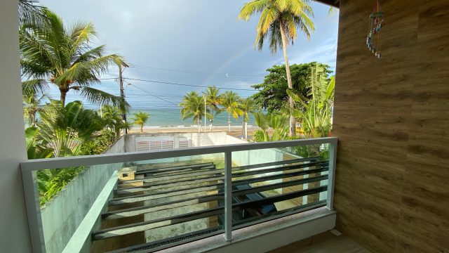 CASA RECÉM CONSTRUÍDA 4/4 TENDO 1 SUÍTE EM PONTA DE AREIA